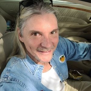 Meet your Posher, Stevie